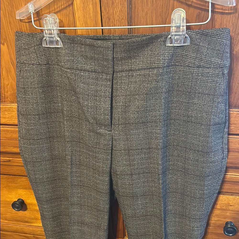 Ann Taylor Gray Plaid ‘Curvy’ Trousers